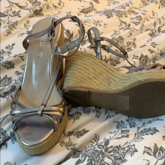 Wedge sandals - Picture 2 of 5